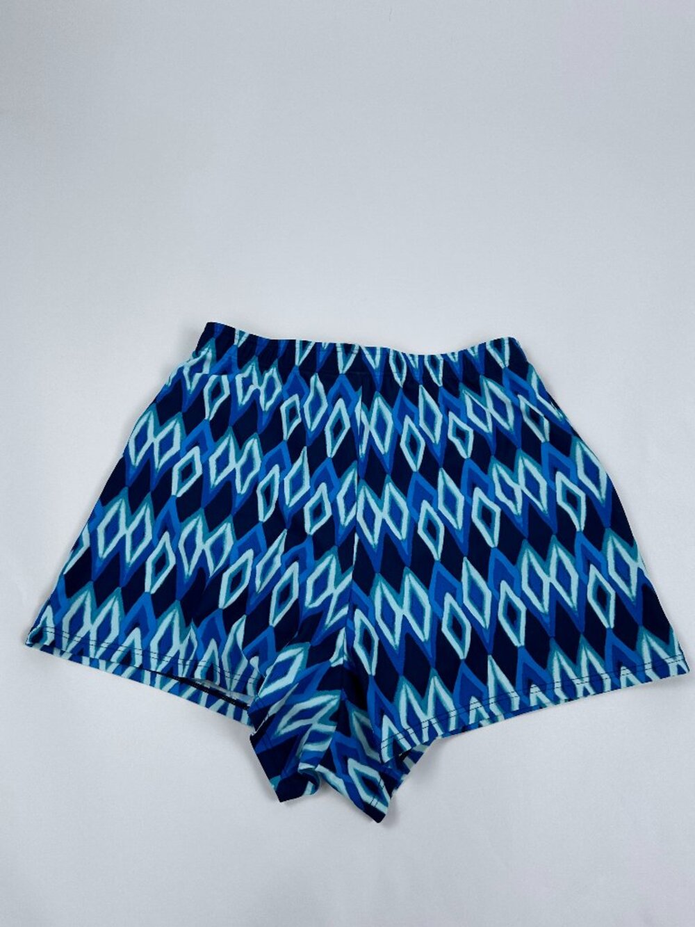 Blair Swim Skirt Blue Geometric Size 8 Lined Stretch Beach Pool